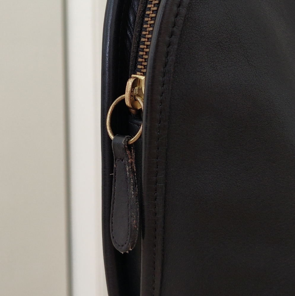 Vintage Coach Pelham Black Handbag - Picture 4 of 9